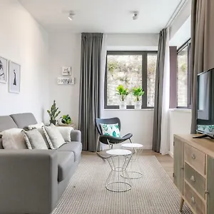 Apartment Riverside By Forever